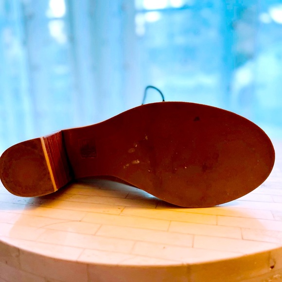 Tres Sexy Size 7.5 Jeffrey Campbell ‘Cors’ peep-toe booties! - Picture 8 of 8